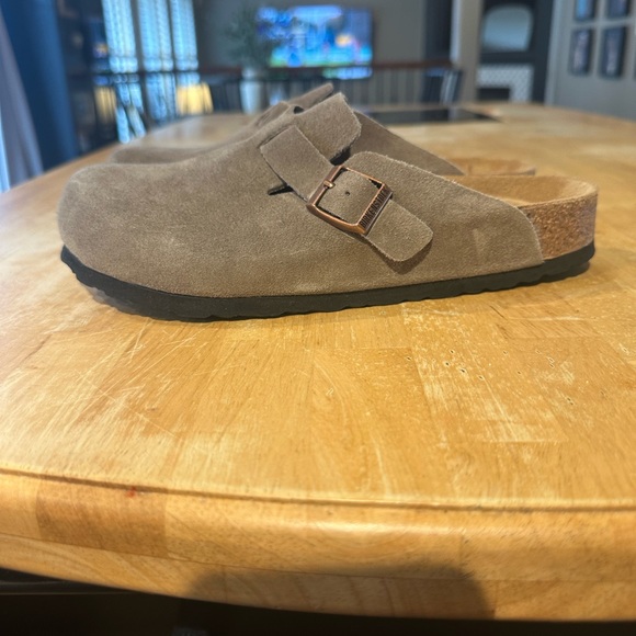 Birkenstock Shoes - Birkenstock Boston Clogs size 39